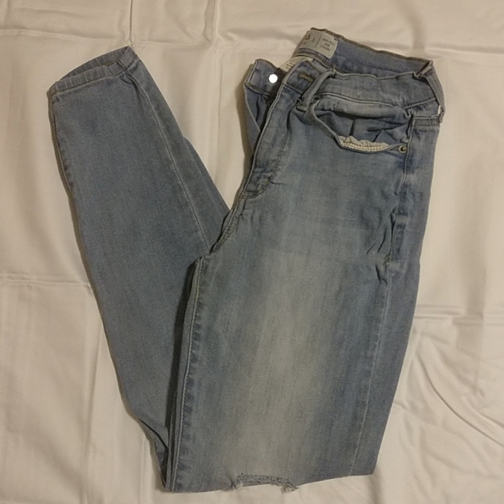 Jeans - Picture 1 of 3